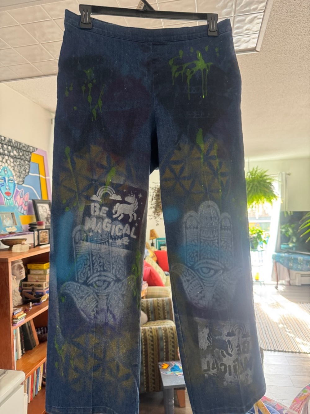 Custom Painted Women’s Size 14 Jeans - One-of-a-Kind Wearable Art - Picture 5 of 11